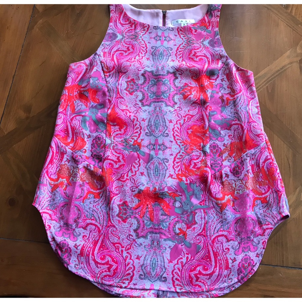 NWOT Cabi ladies top size small